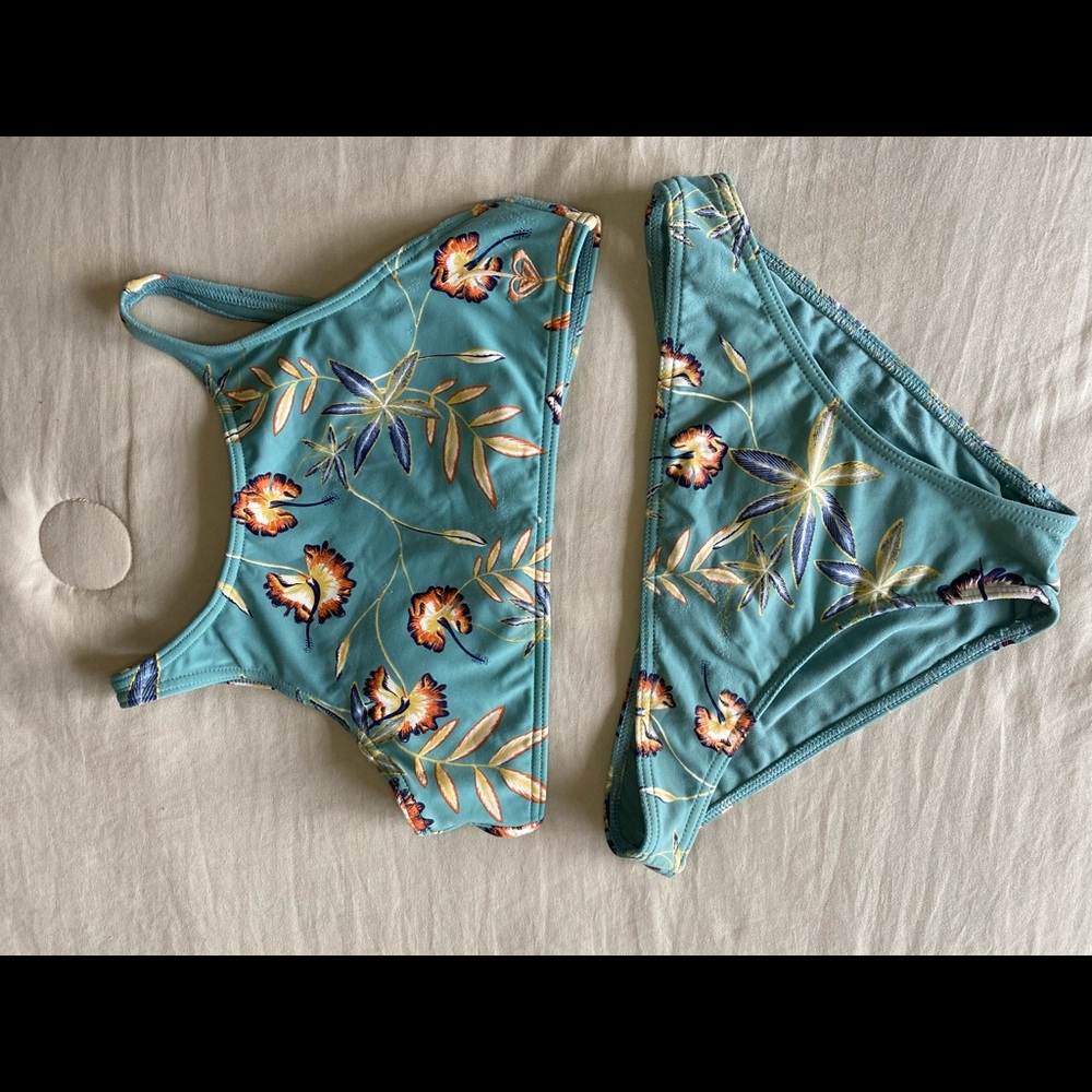 Roxy bathing suit
